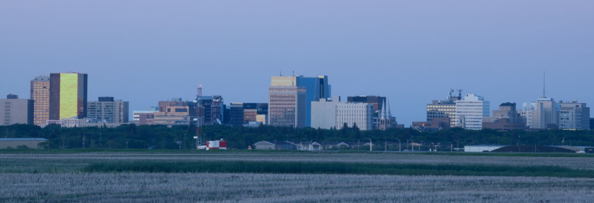 4 Hotels with Park Stay Fly Packages Near YQR Airport