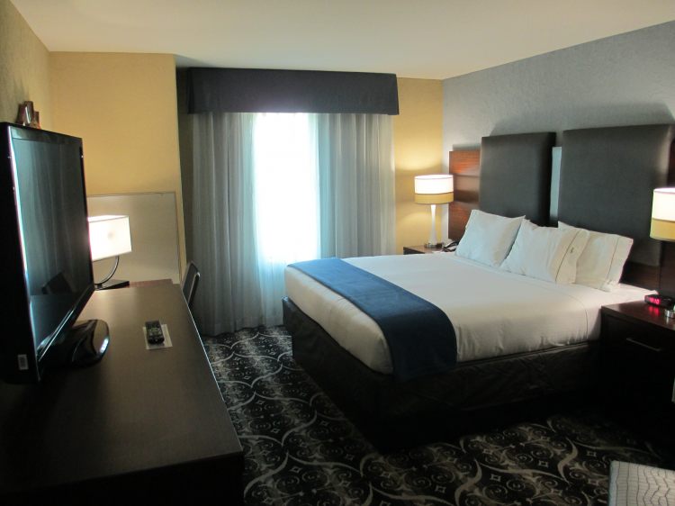 Holiday Inn Express and Suites Kansas City Airport , MO 64153 near Kansas City International Airport View Point 13