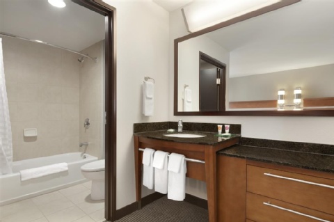 Hyatt Place Portland Airport/Cascade Station , OR 97220 near Portland International Airport View Point 30