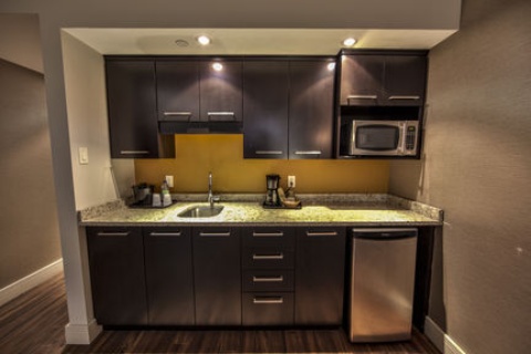 Radisson Hotel Montreal Airport , QC H4T1E3 near Montreal-Pierre Elliott Trudeau Int. Airport View Point 21