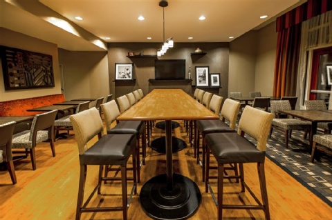 Hampton Inn New York - LaGuardia Airport , NY 11369 near Laguardia Airport View Point 17