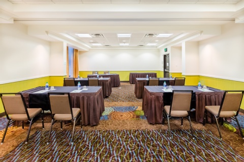 Holiday Inn & Suites Atlanta Airport-North , GA 30344 near Hartsfield-jackson Atlanta International Airport View Point 17