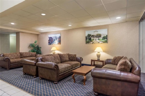 Days Inn by Wyndham Columbus Airport , OH 43219 near Port Columbus International Airport View Point 2