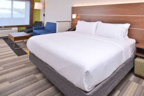 Holiday Inn Express & Suites Omaha Airport, an IHG Hotel , NE 51510 near Eppley Airfield View Point 21