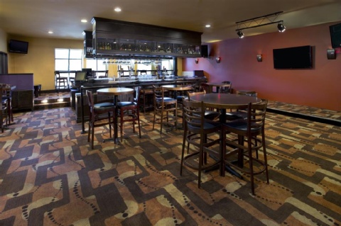 Red Lion Hotel Seattle Airport Sea-Tac , WA 98188 near Seattle-tacoma International Airport View Point 8