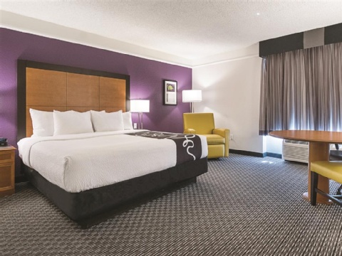 LA QUINTA INN STE ONTARIO AIRPORT , CA 91764 near Ontario International Airport View Point 15