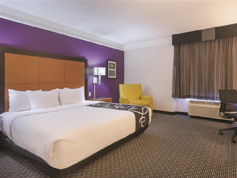 LA QUINTA INN STE ONTARIO AIRPORT , CA 91764 near Ontario International Airport View Point 20