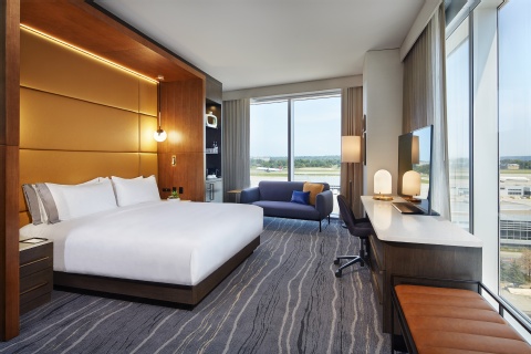 InterContinental Minneapolis - St. Paul Airport , MN 55450 near Minneapolis-saint Paul International Airport (wold-chamberlain Field) View Point 19