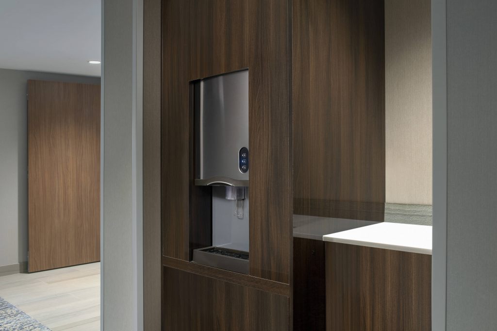 Delta Hotels by Marriott Seattle Everett , WA 98201 near Snohomish County Airport (paine Field) View Point 4