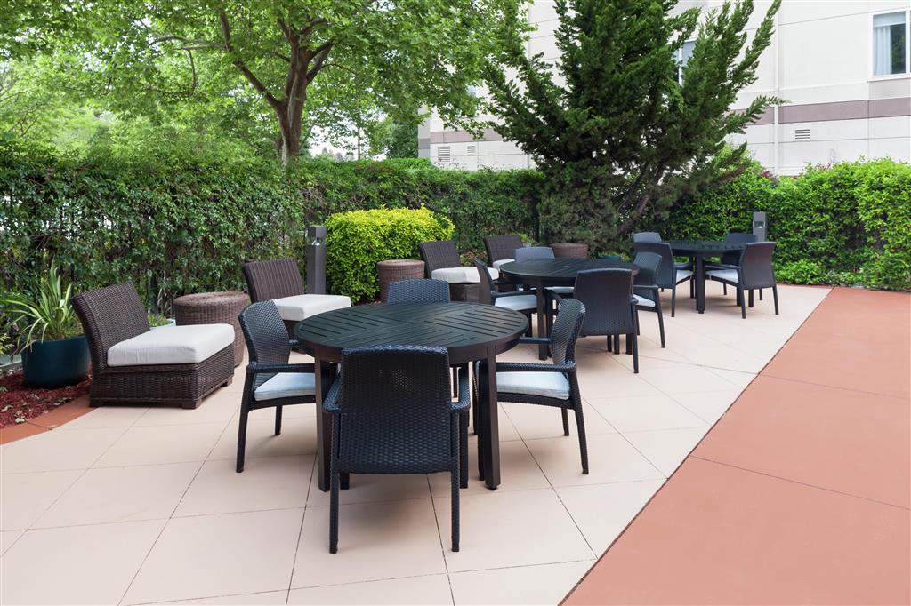 Hilton Garden Inn Sacramento/South Natomas , CA 95833 near Sacramento International Airport View Point 2
