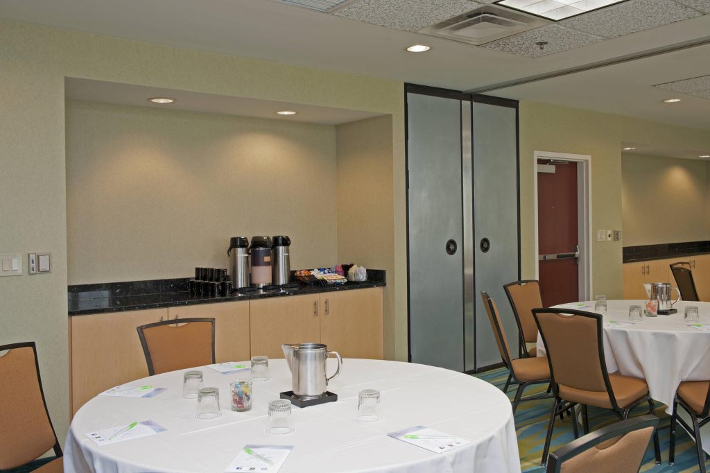 SpringHill Suites by Marriott Chicago O'Hare , IL 60631 near Ohare International Airport View Point 13