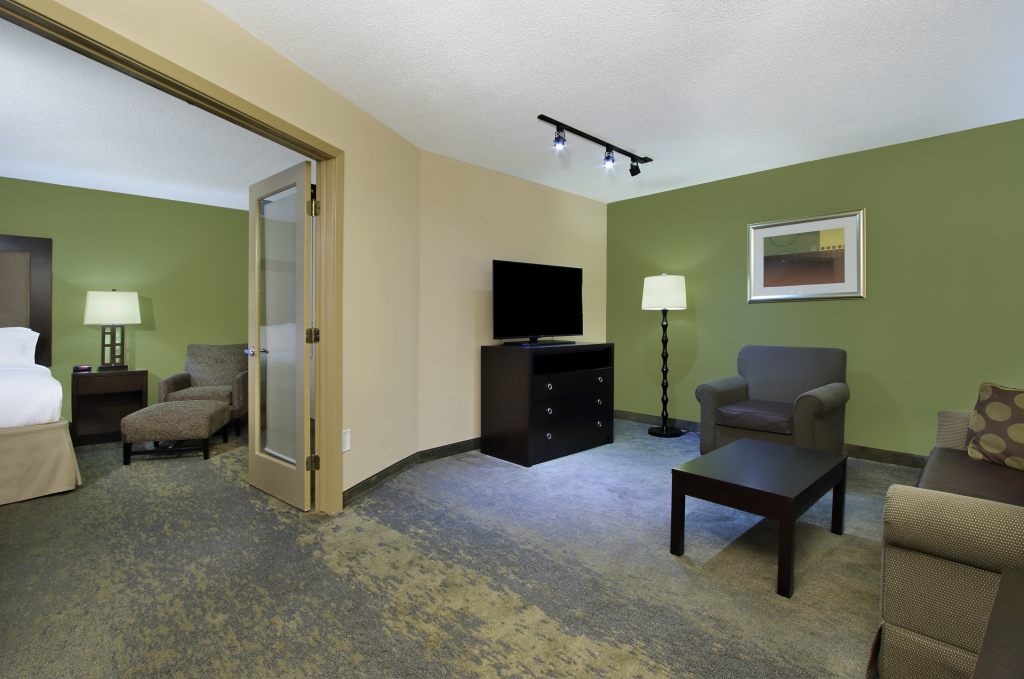 Holiday Inn Metairie New Orleans Airport , LA 70001 near Louis Armstrong New Orleans International Airport  View Point 37