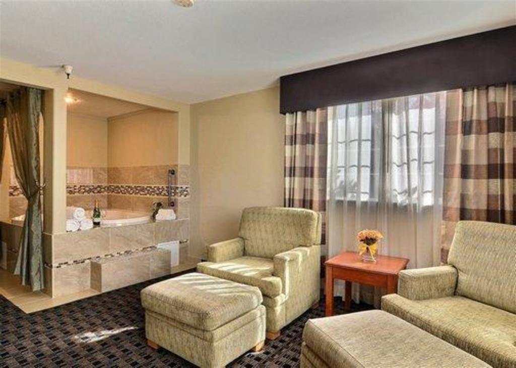 Clarion Inn Renton-Seattle , WA 98055 near Seattle-tacoma International Airport View Point 22