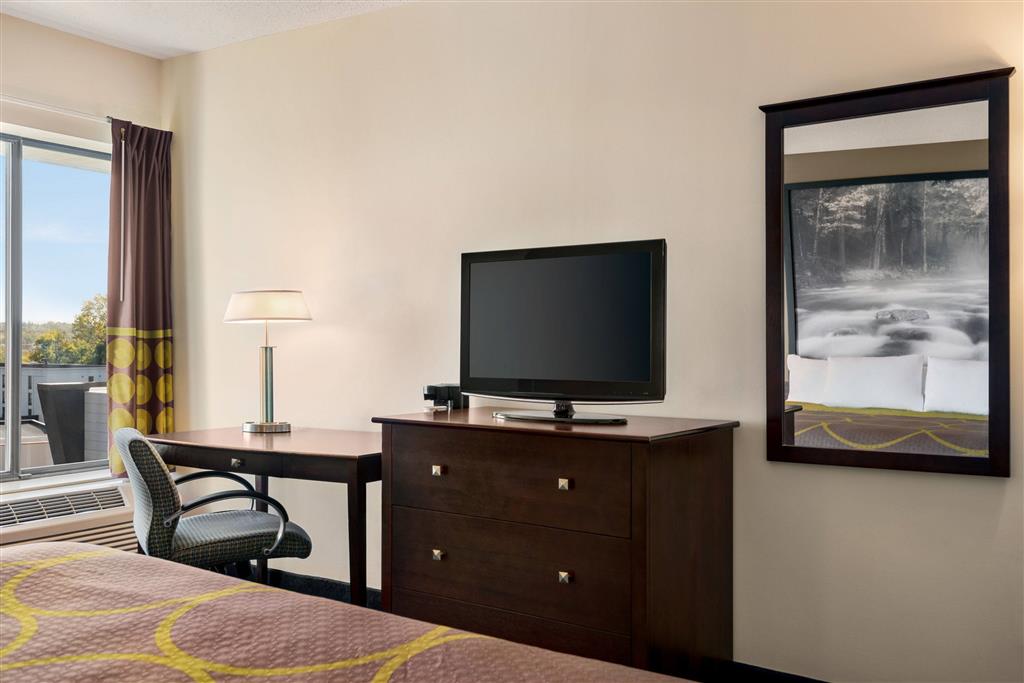 Super 8 by Wyndham Liverpool/Syracuse North Airport , NY 13088-6645 near Syracuse Hancock International Airport View Point 15