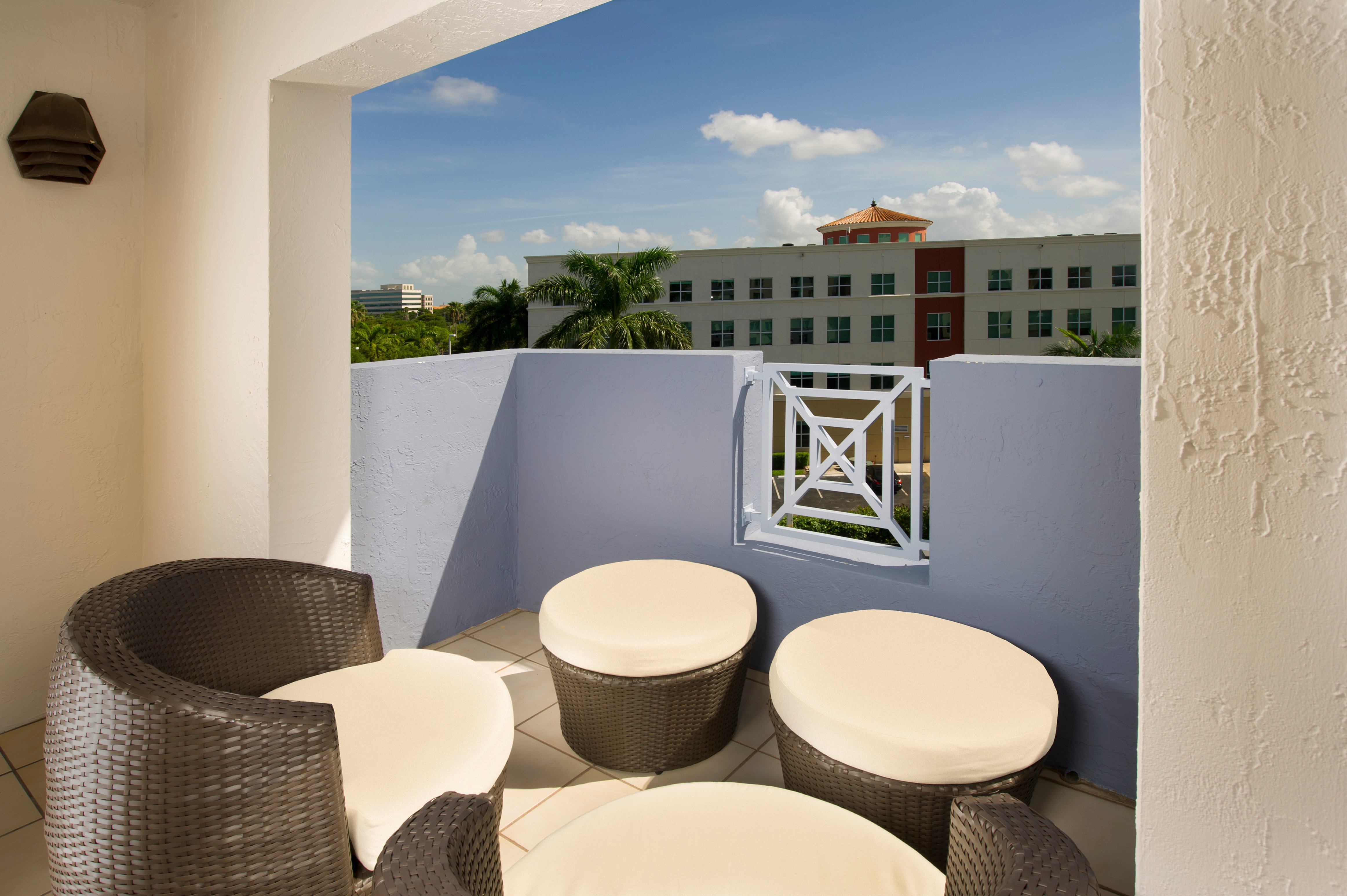 Holiday Inn Hotel Miami-Doral Area, an IHG Hotel , FL 33172-1209 near Miami International Airport View Point 29