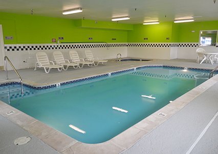 Quality Inn & Suites Denver Airport - Gateway Park , Co 80011 near Denver International Airport (succeeded Stapleton Airport) View Point 4