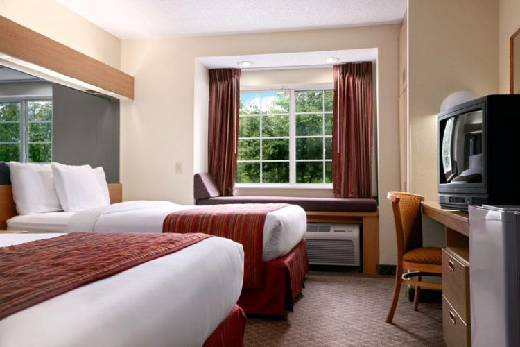 Microtel Inn By Wyndham Charlotte Airport , NC 28208 near Charlotte/douglas International Airport View Point 4