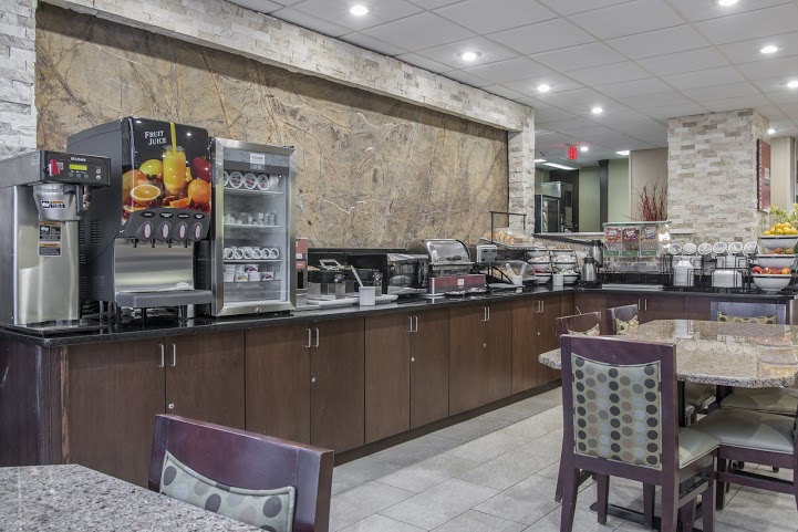 Comfort Inn Metro Airport Romulus , MI 48174 near Detroit Metropolitan Wayne County Airport View Point 4