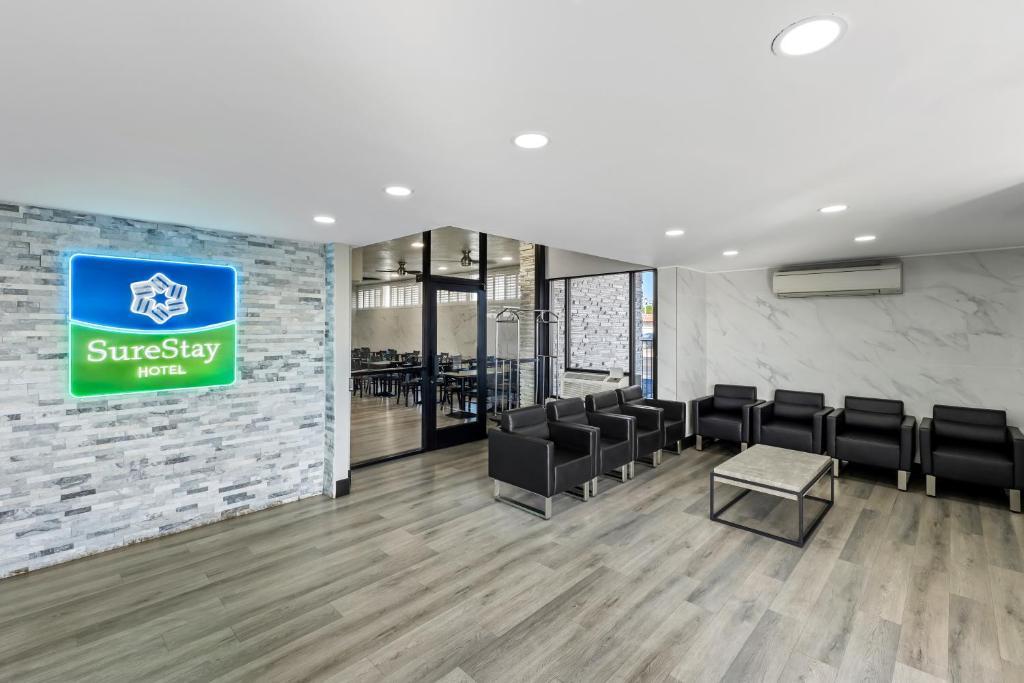 Surestay Hotel By Best Western Phoenix Airport