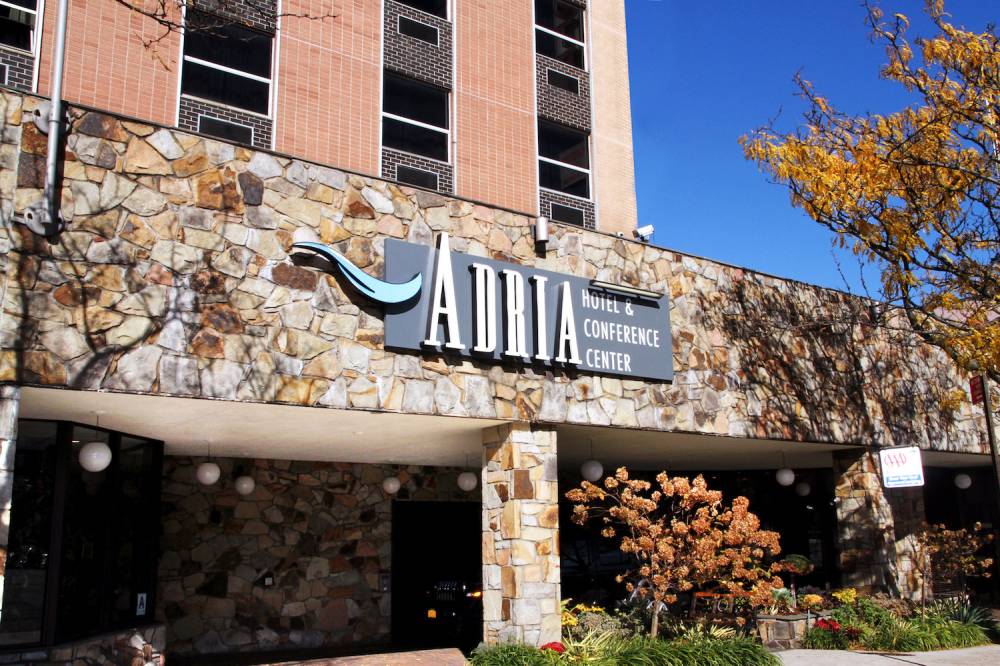 Adria Hotel And Conference Cen