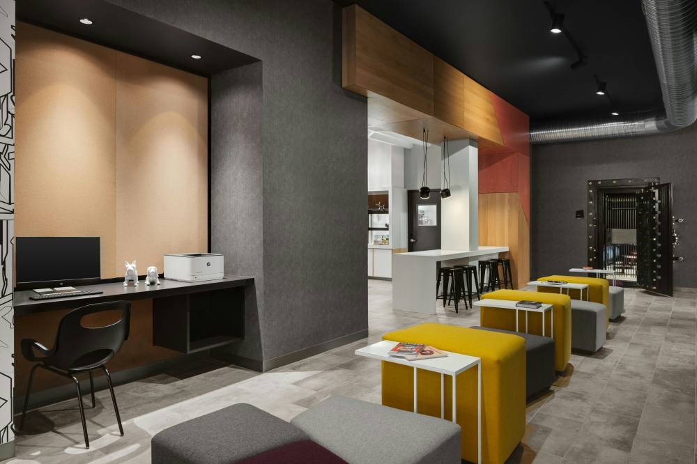 Aloft By Marriott Indianapolis Downtown 9