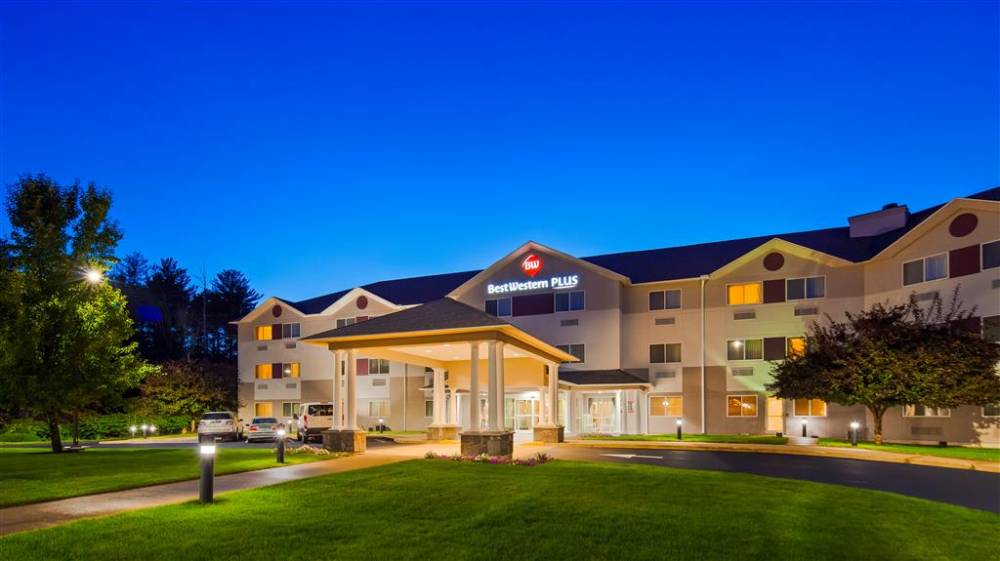 Best Western Plus Executive Court Inn & Conference Center