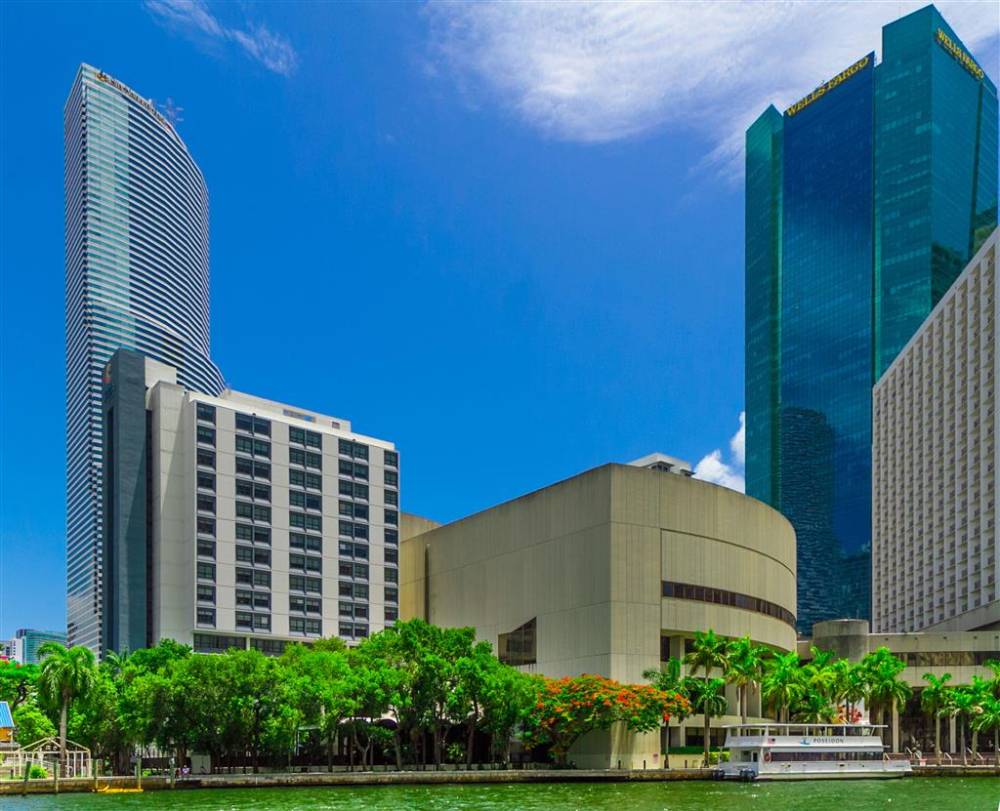 Comfort Inn And Suites Downtown-port Of Miami