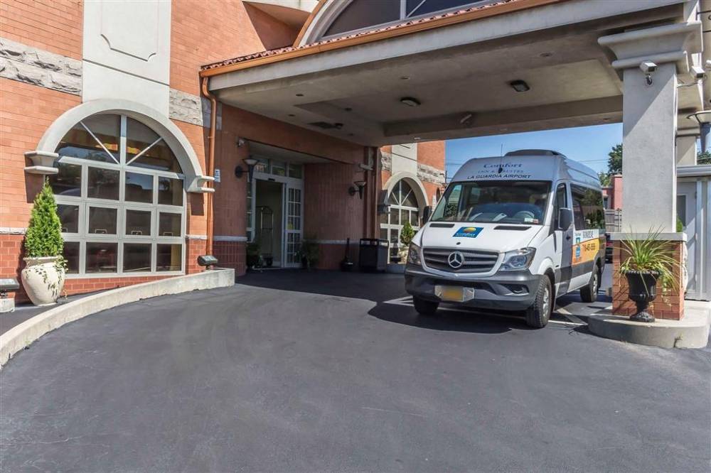 Comfort Inn And Suites Laguardia Airport