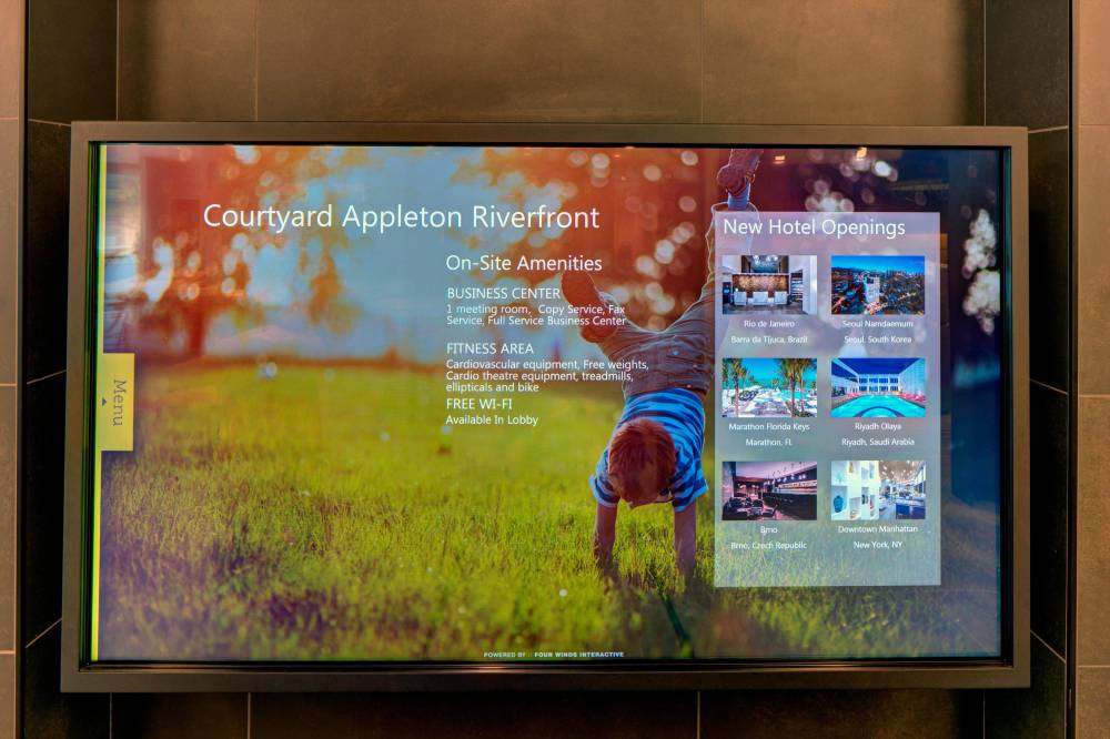 Courtyard By Marriott Appleton Riverfront 9