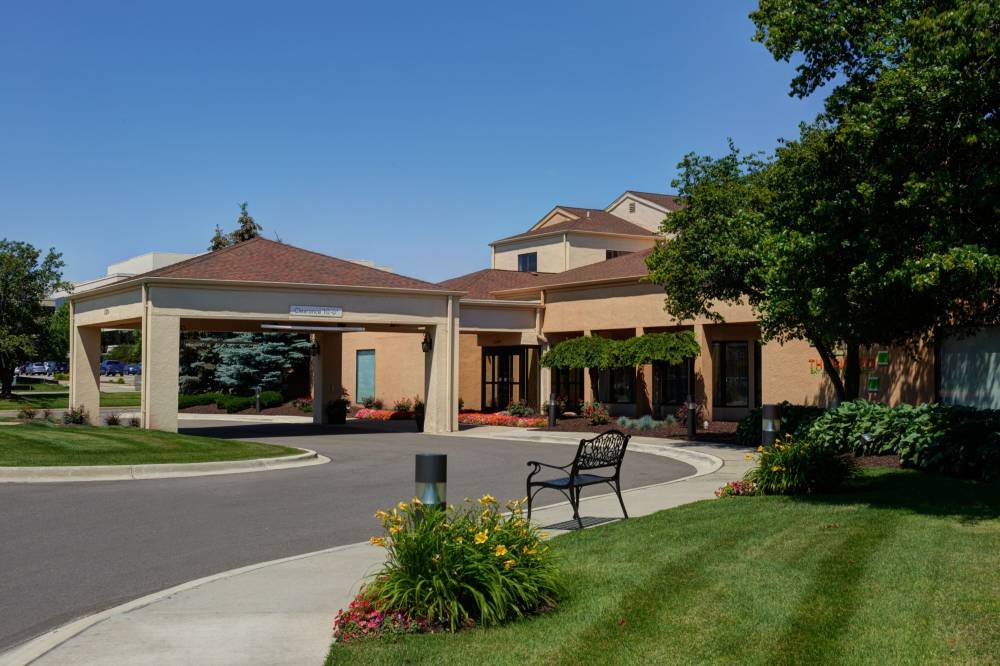Courtyard By Marriott Detroit Livonia