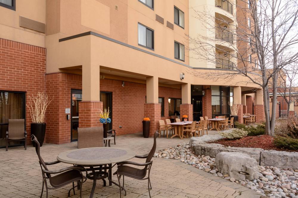 Courtyard By Marriott Toronto Brampton