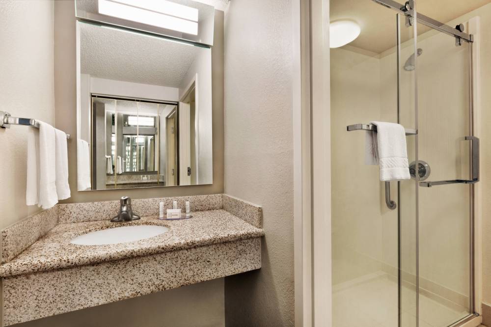 Courtyard Central Marriott 1