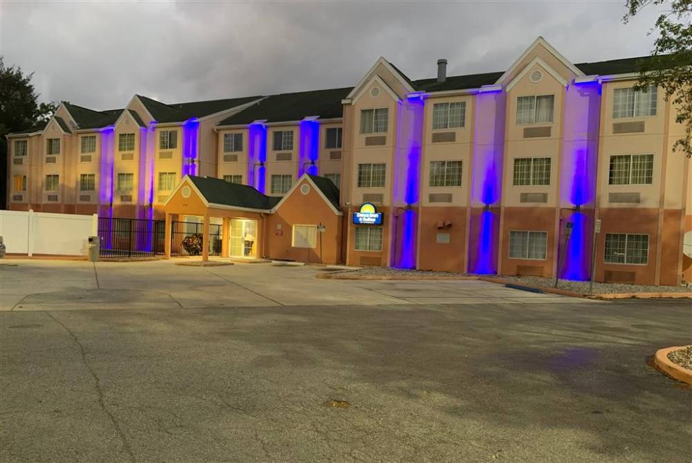 Days Inn Tampa Rmnd Jm Stdm