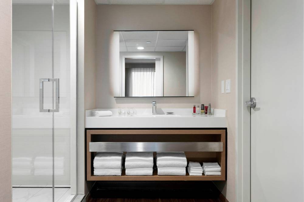 Des Moines Marriott Downtown 6