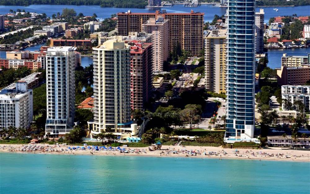 Doubletree By Hilton Ocean Point Resort & Spa - North Miami