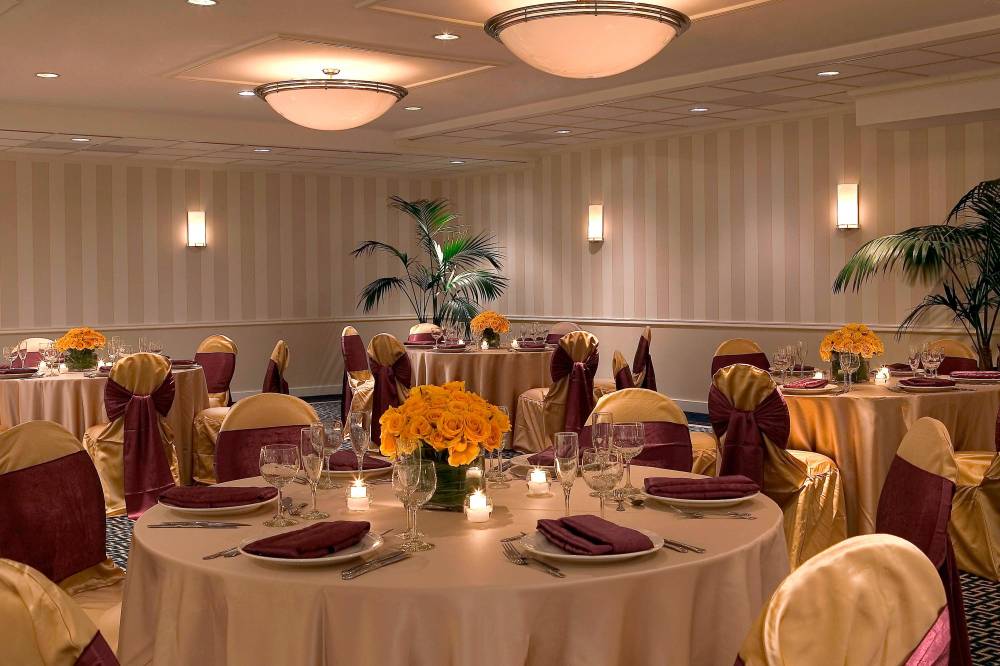 Four Points By Sheraton Wakefield Boston Hotel And Conference Center
