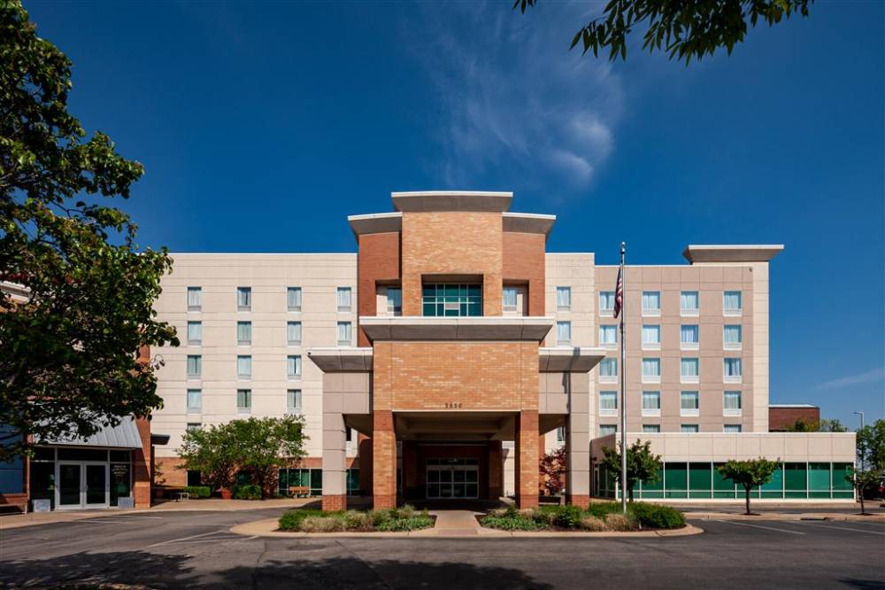 Hampton Inn And Suites St. Louis At Forest Park