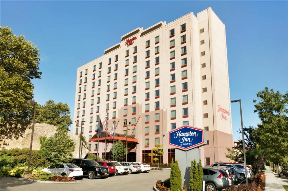 Hampton Inn New York - La Guardia Airport