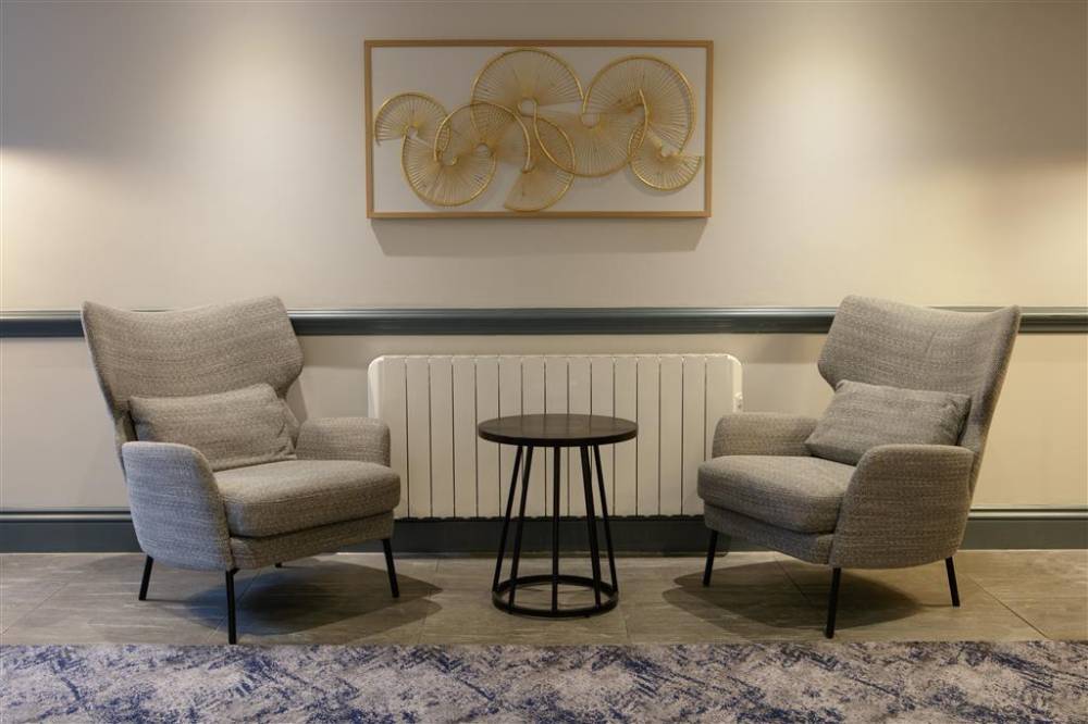Hilton Cobham 4