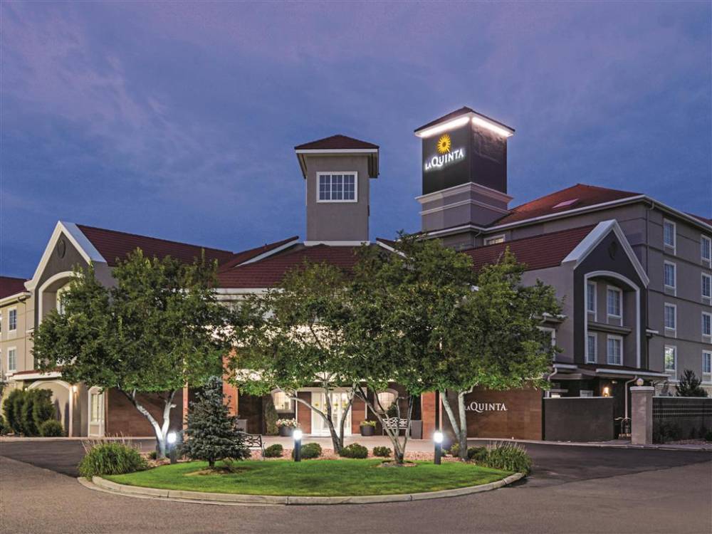 La Quinta Inn & Suites By Wyndham Denver Airport Dia