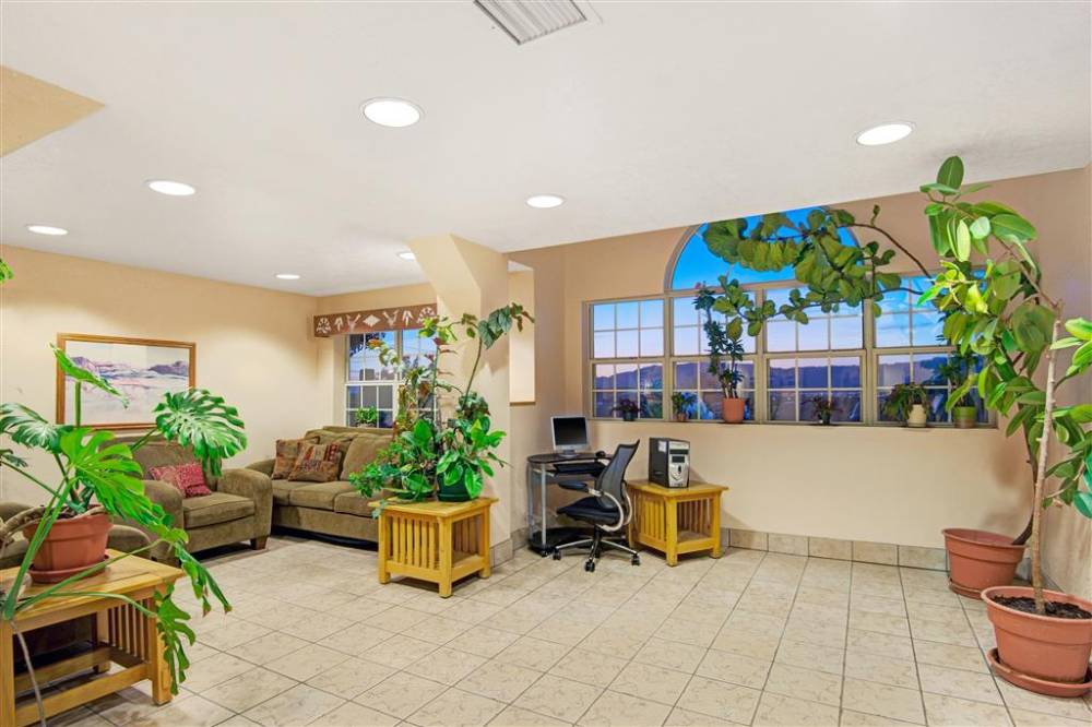Microtel Albuquerque West 2