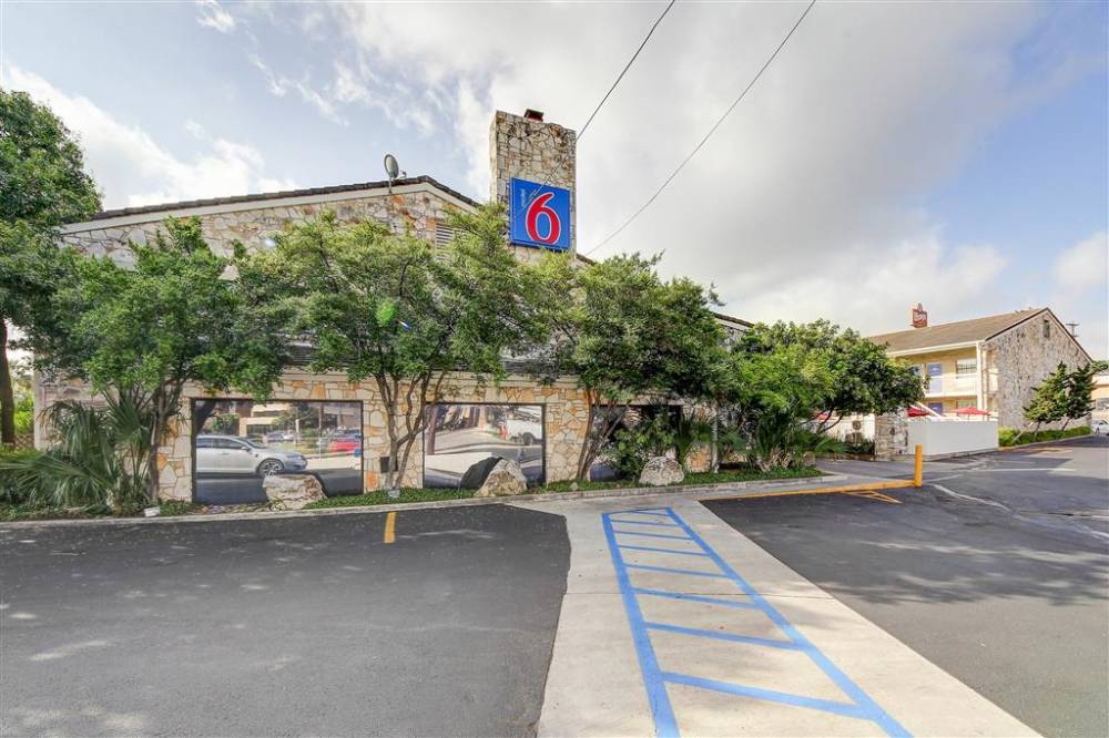 Motel 6 San Antonio Nw-medical Cntr