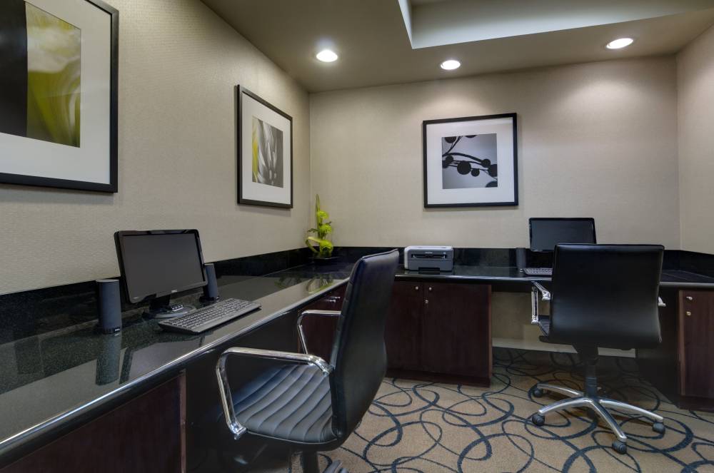 Orange County Hotel 4