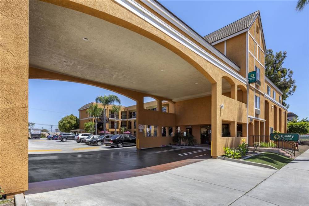 Quality Inn And Suites Westminster Seal 