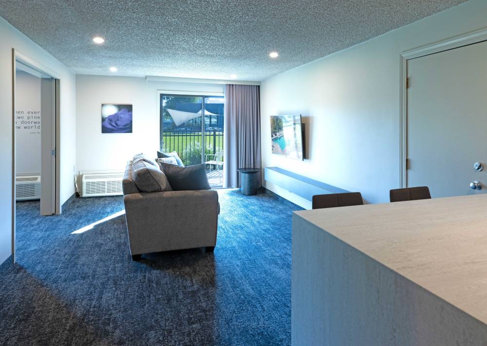 Ruby River Hotel 6