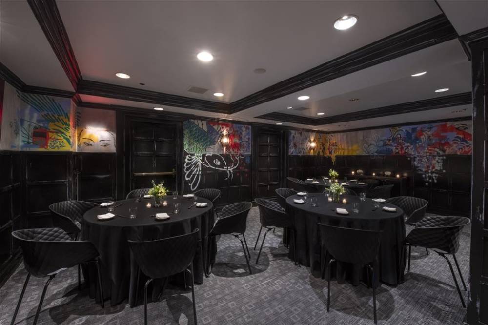 The Eliot Hotel 5