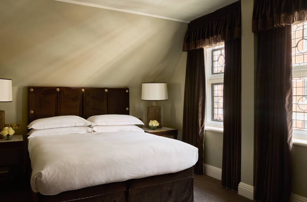 The Milestone Hotel 6