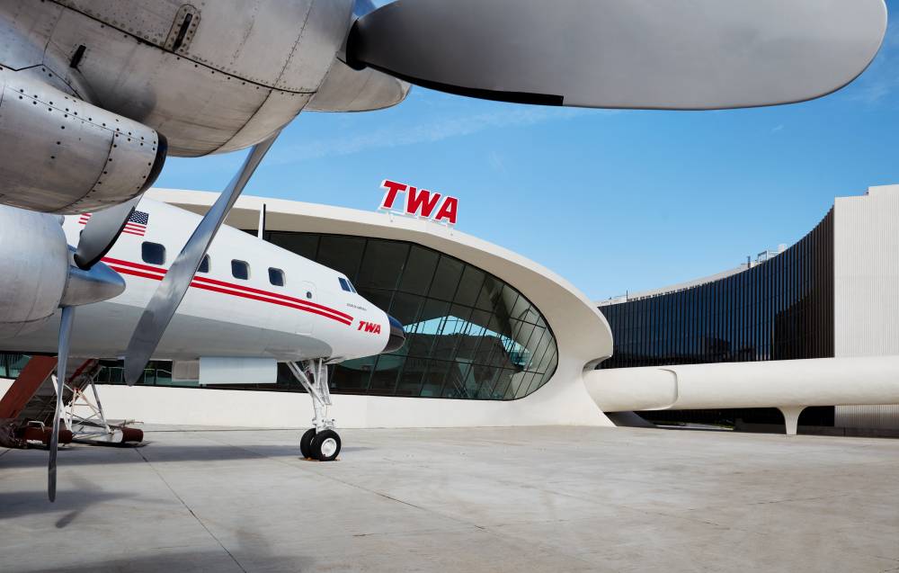 Twa Hotel