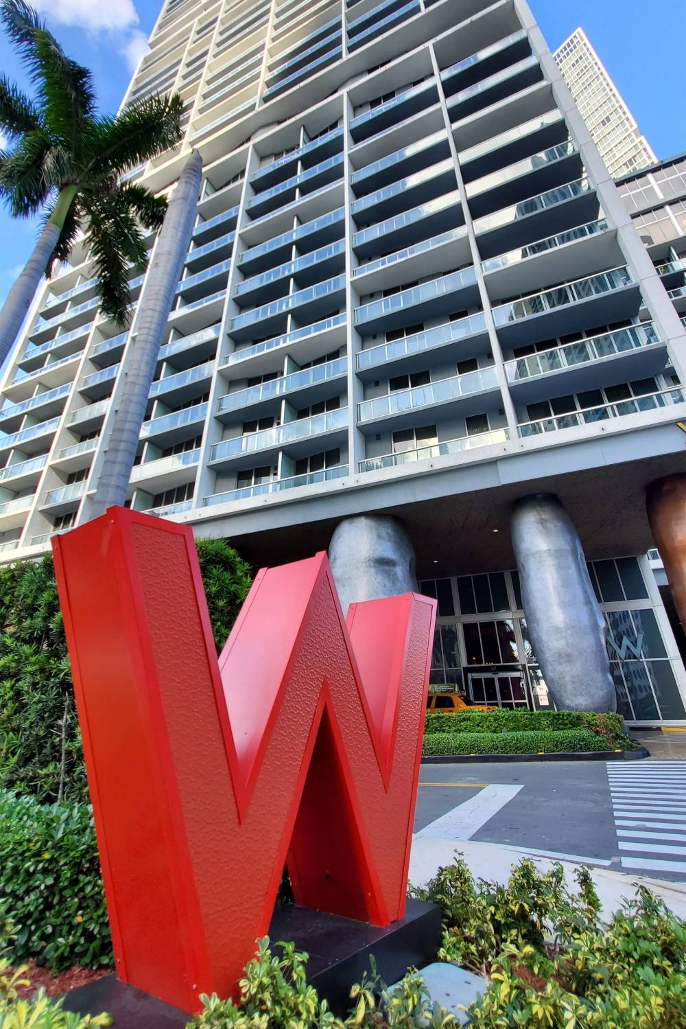 W Miami